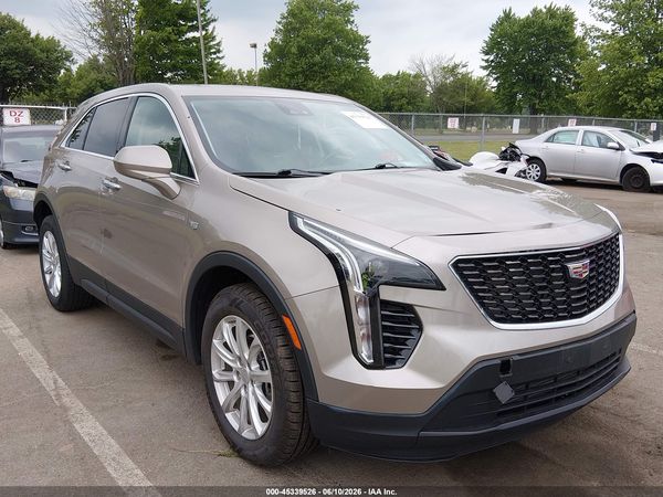 2023 CADILLAC XT4 AWD LUXURY