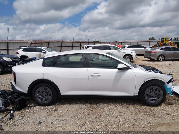 2026 KIA K4 LX