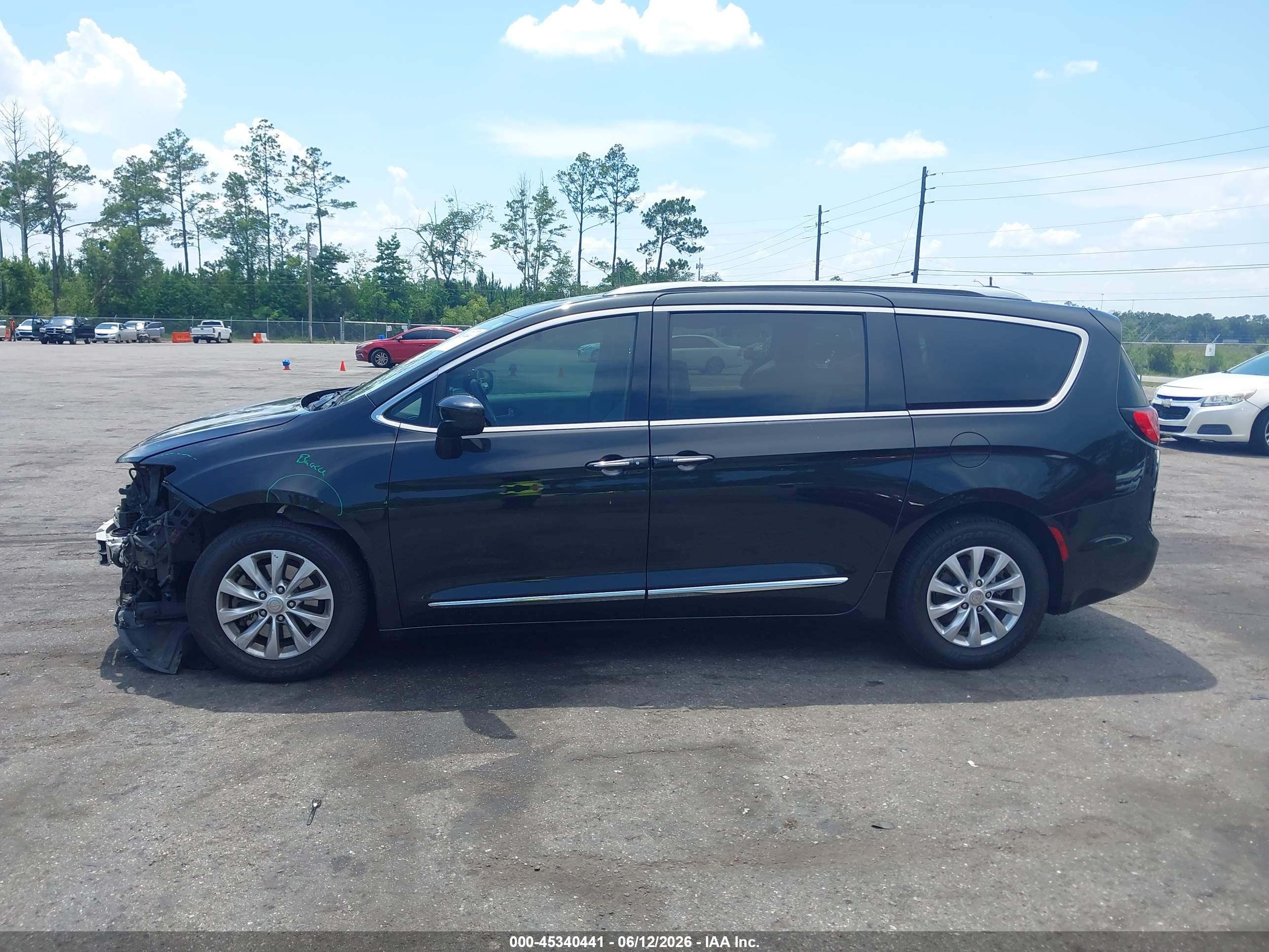2018 CHRYSLER PACIFICA TOURING L PLUS