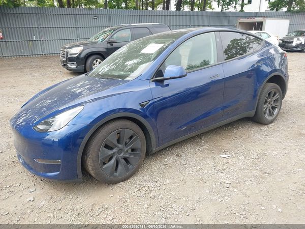 2025 TESLA MODEL Y