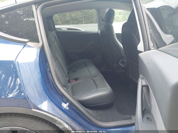 2025 TESLA MODEL Y