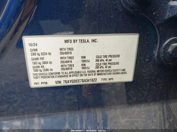 2025 TESLA MODEL Y