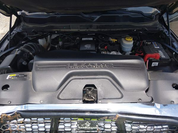2022 RAM 3500 LARAMIE  4X4 8' BOX