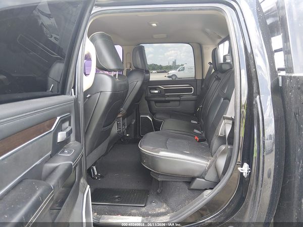 2022 RAM 3500 LARAMIE  4X4 8' BOX