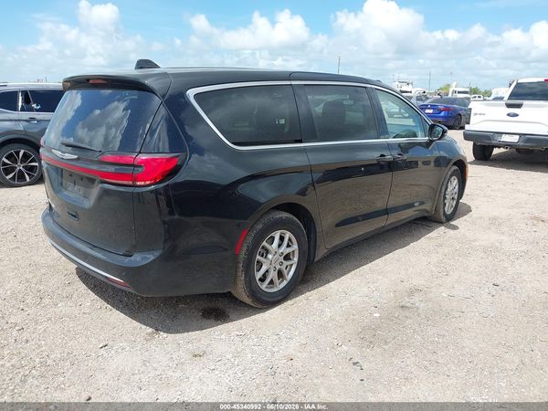 2024 CHRYSLER PACIFICA TOURING L — I4
