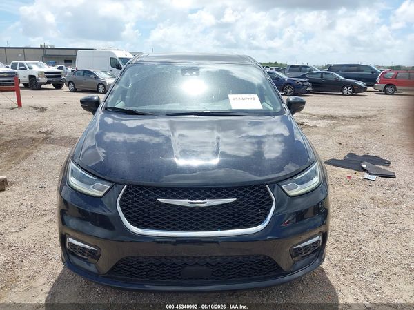 2024 CHRYSLER PACIFICA TOURING L — I115