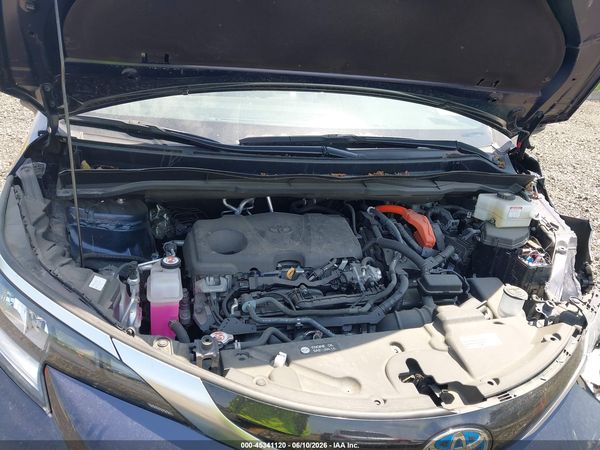 2024 TOYOTA SIENNA XSE