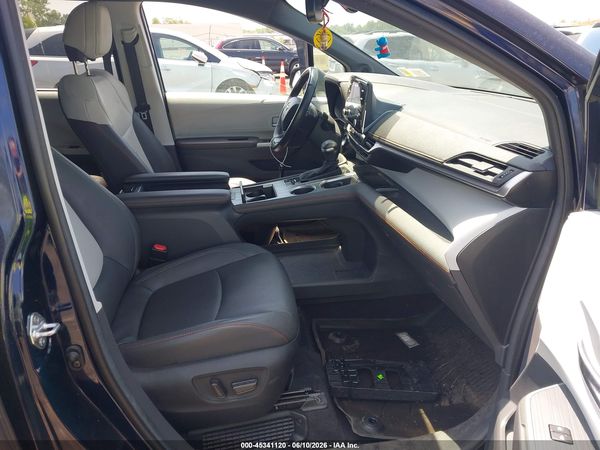 2024 TOYOTA SIENNA XSE