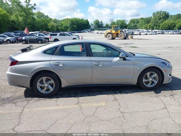 2023 HYUNDAI SONATA SE