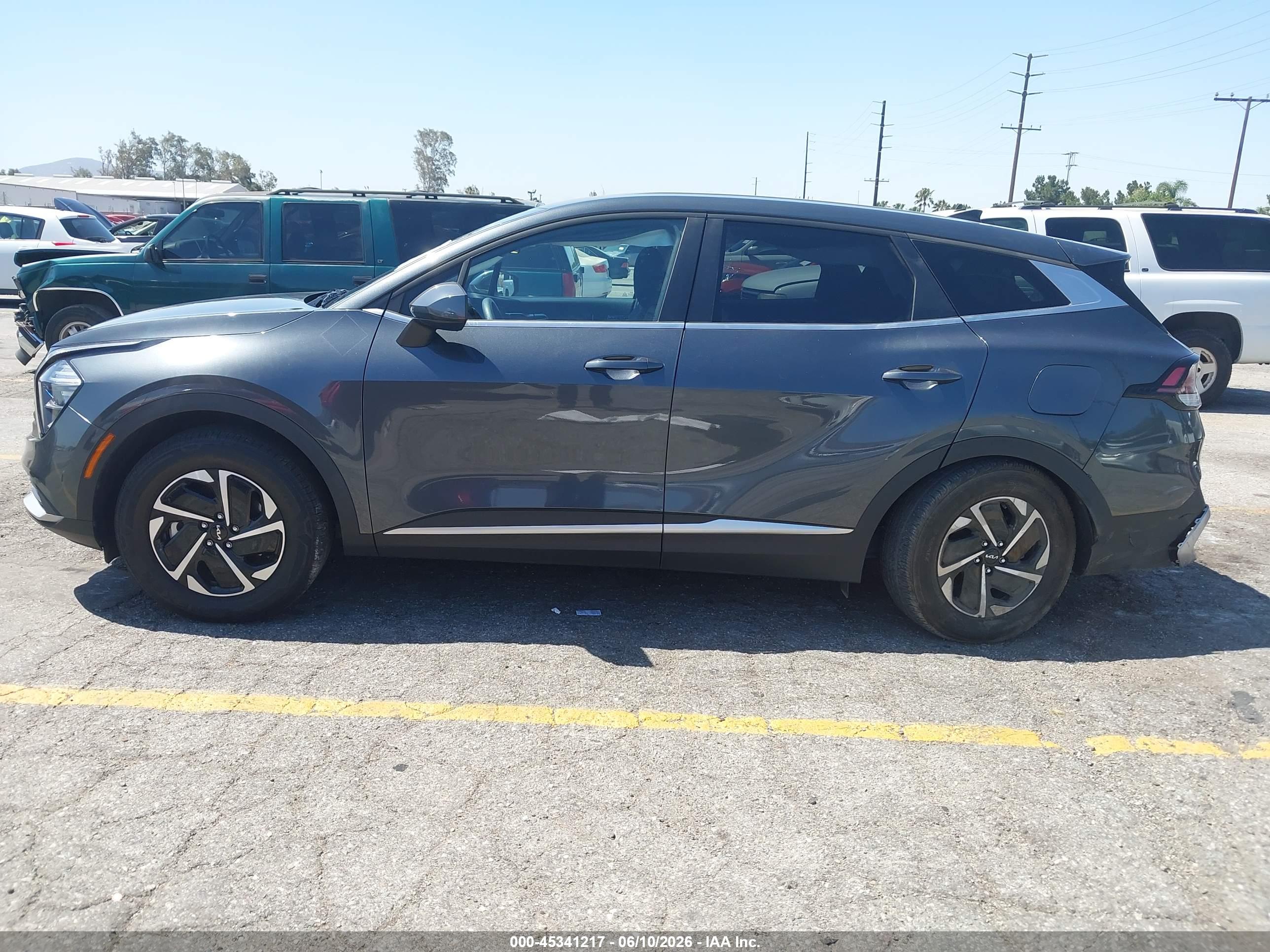 2023 KIA SPORTAGE HYBRID LX