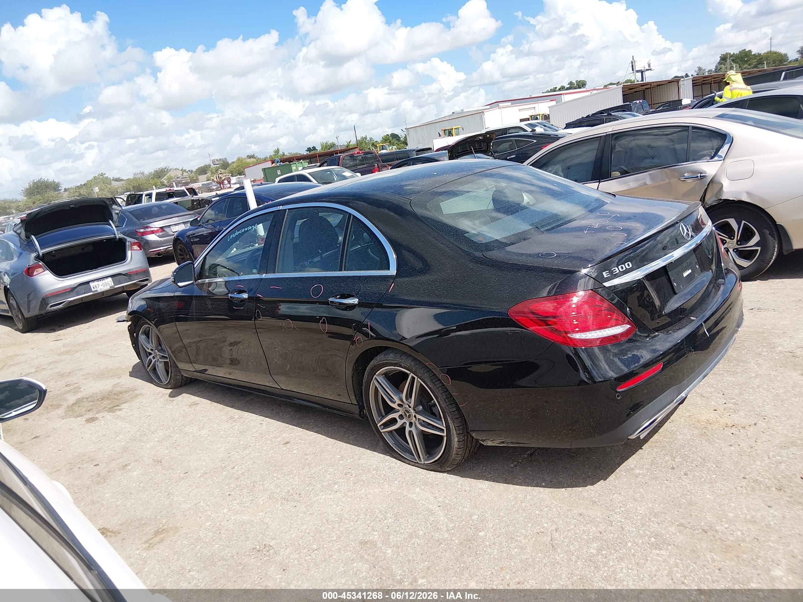 2019 MERCEDES-BENZ E 300 E300