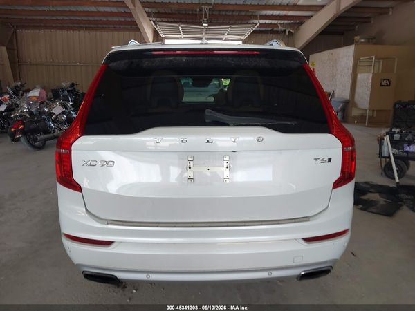 2016 VOLVO XC90 T6 MOMENTUM