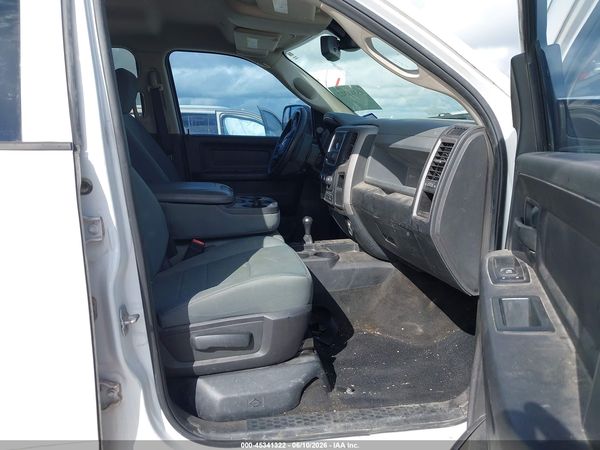 2017 RAM 2500 TRADESMAN  4X4 6'4 BOX