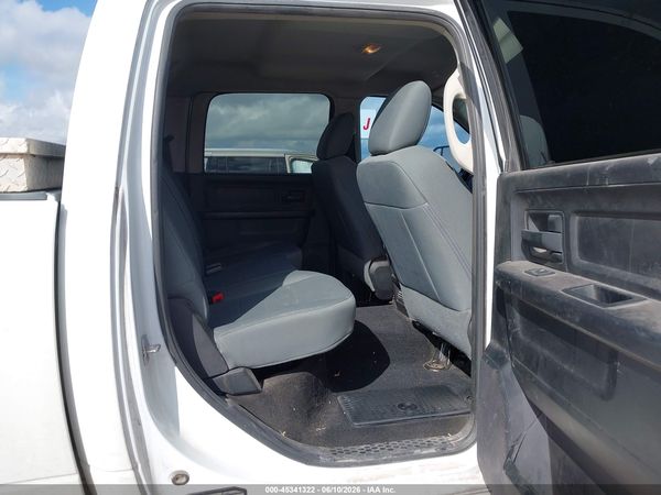 2017 RAM 2500 TRADESMAN  4X4 6'4 BOX