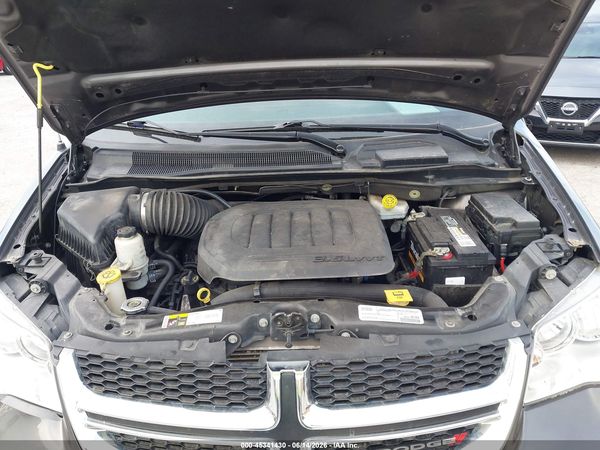 2020 DODGE GRAND CARAVAN SXT — I10