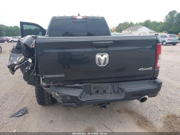 2022 RAM 1500 BIG HORN  4X4 6'4 BOX