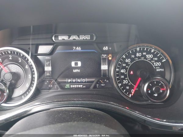 2022 RAM 1500 BIG HORN  4X4 6'4 BOX