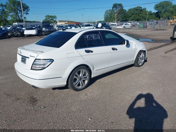 2013 MERCEDES-BENZ C 300 LUXURY 4MATIC