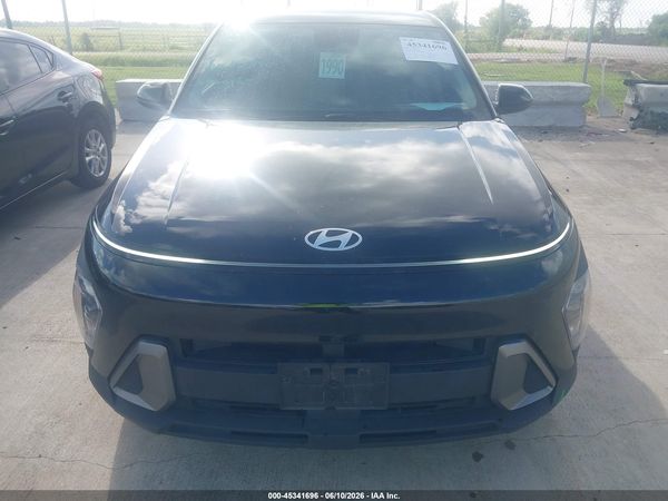 2024 HYUNDAI KONA SE
