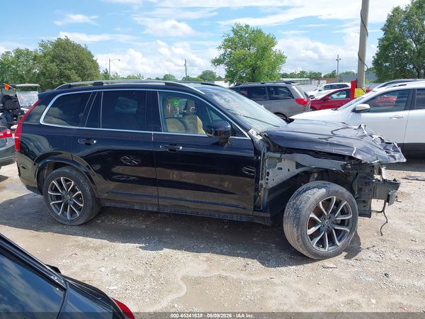 2016 VOLVO XC90 T6 MOMENTUM