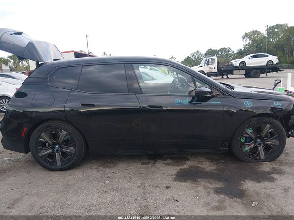 2025 BMW IX XDRIVE50