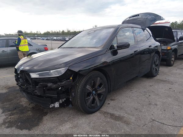 2025 BMW IX XDRIVE50