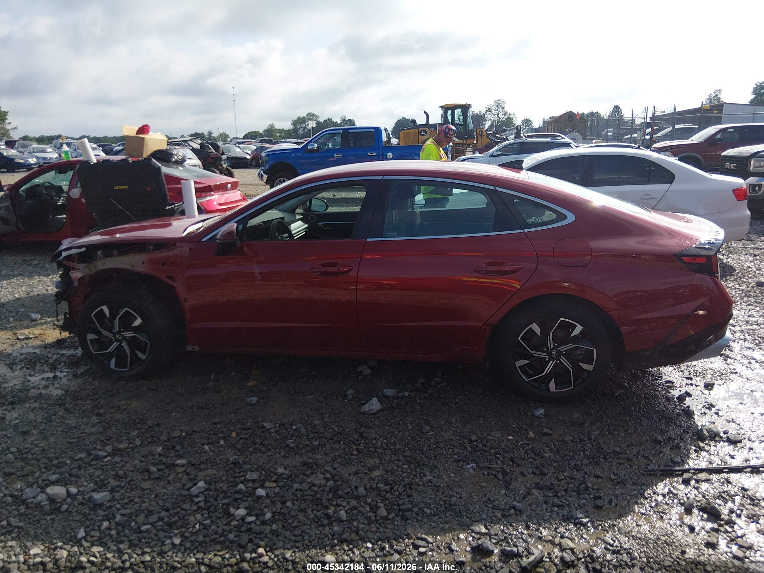 2024 HYUNDAI SONATA SEL