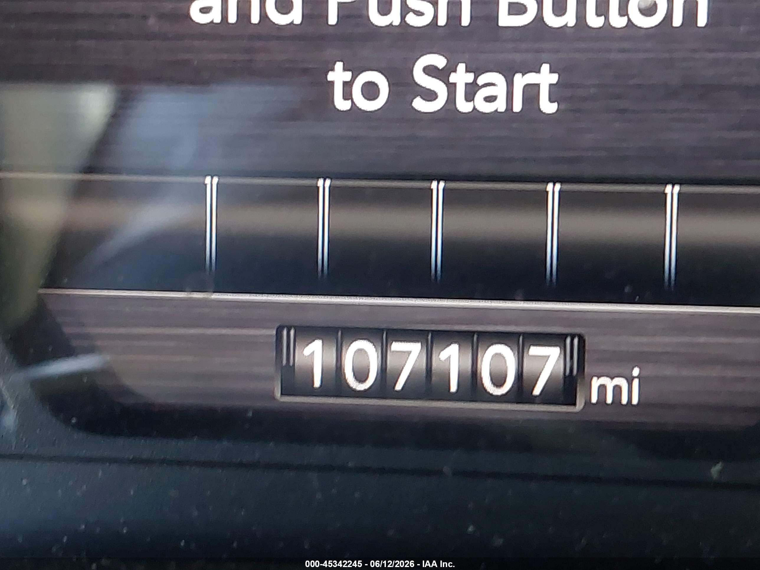 2020 RAM 1500 LARAMIE  4X4 5'7 BOX