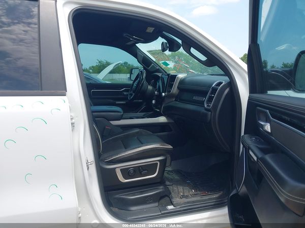 2020 RAM 1500 LARAMIE  4X4 5'7 BOX