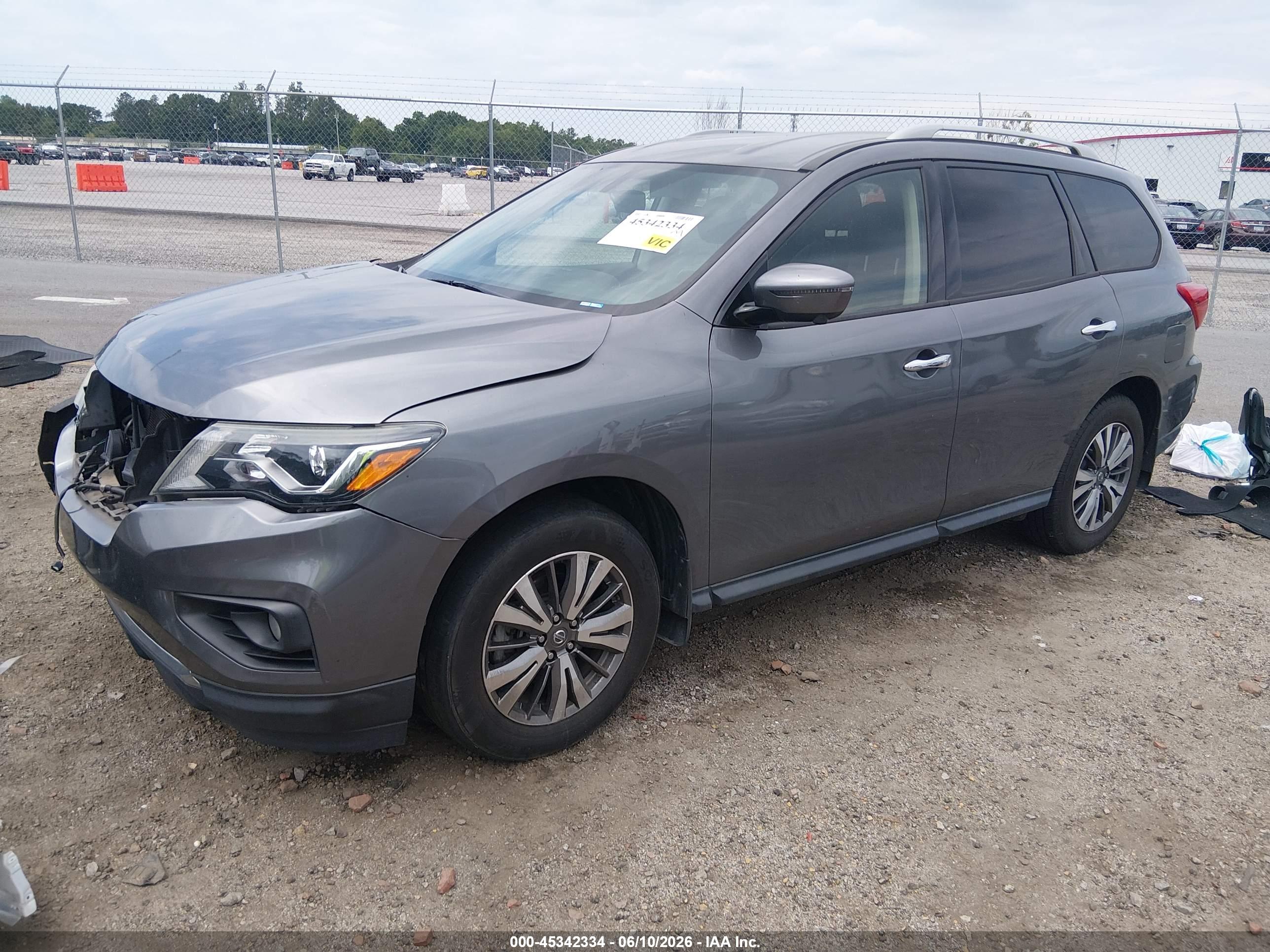 2019 NISSAN PATHFINDER SL — I2