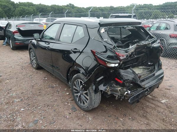 2021 NISSAN KICKS SV XTRONIC CVT — I3