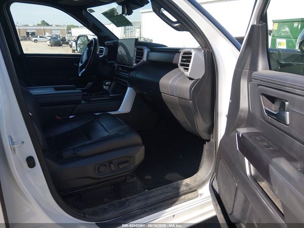 2023 TOYOTA SEQUOIA PLATINUM