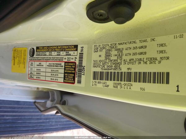 2023 TOYOTA SEQUOIA PLATINUM