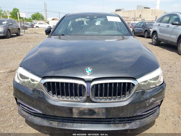 2019 BMW 530I