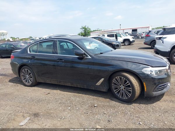 2019 BMW 530I