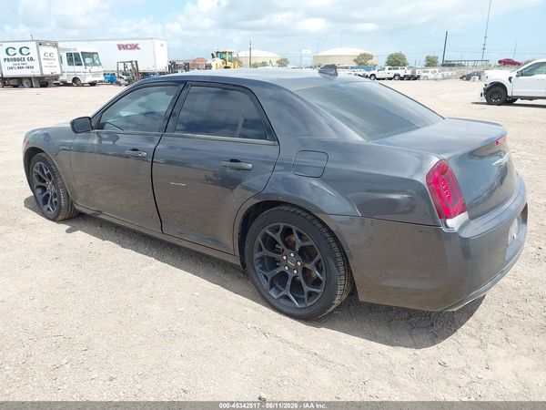 2019 CHRYSLER 300 TOURING
