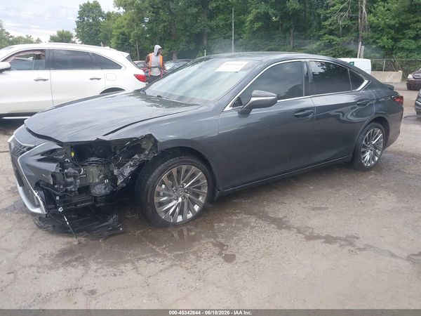 2024 LEXUS ES 300H ULTRA LUXURY