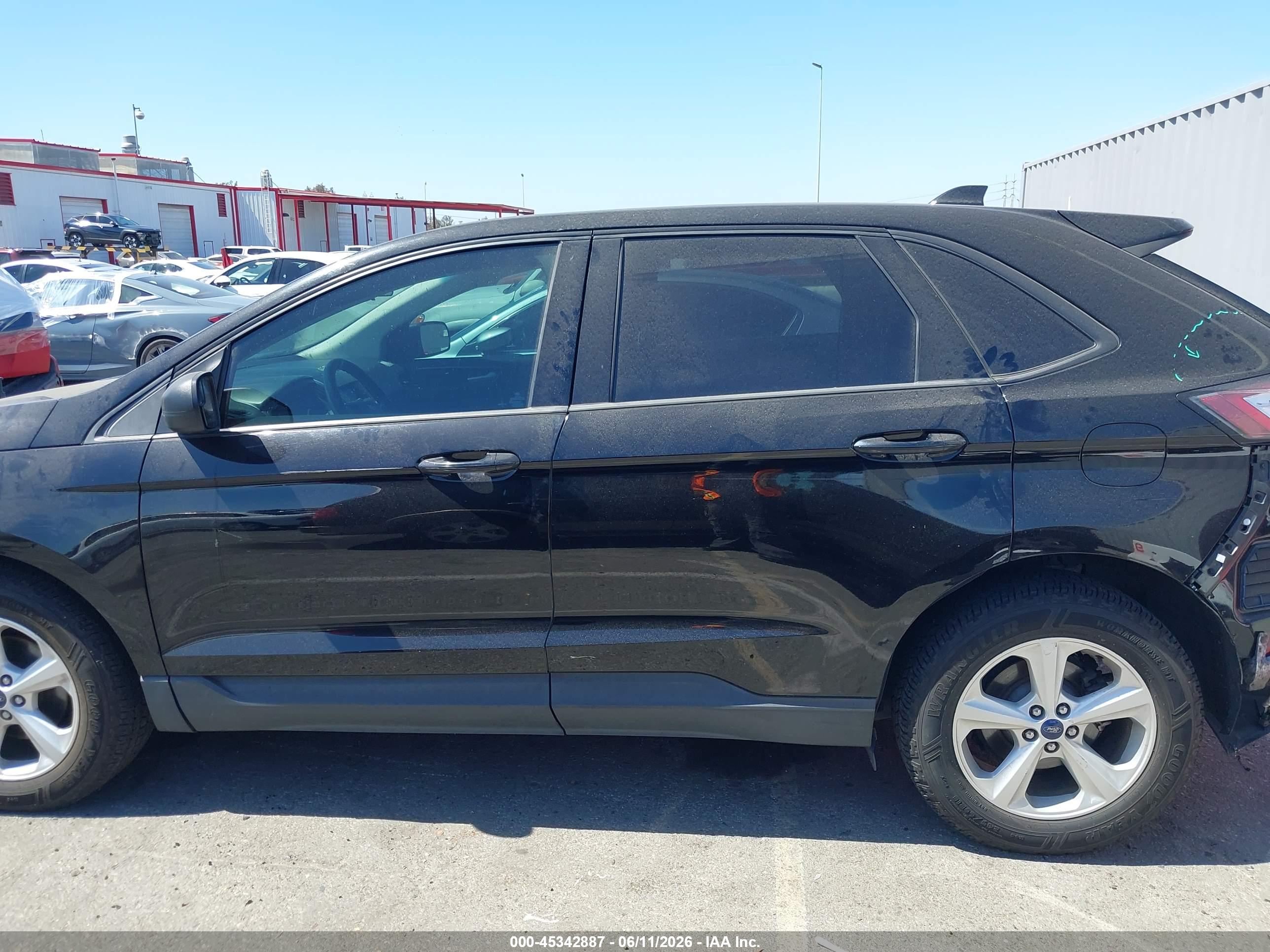 2018 FORD EDGE SE