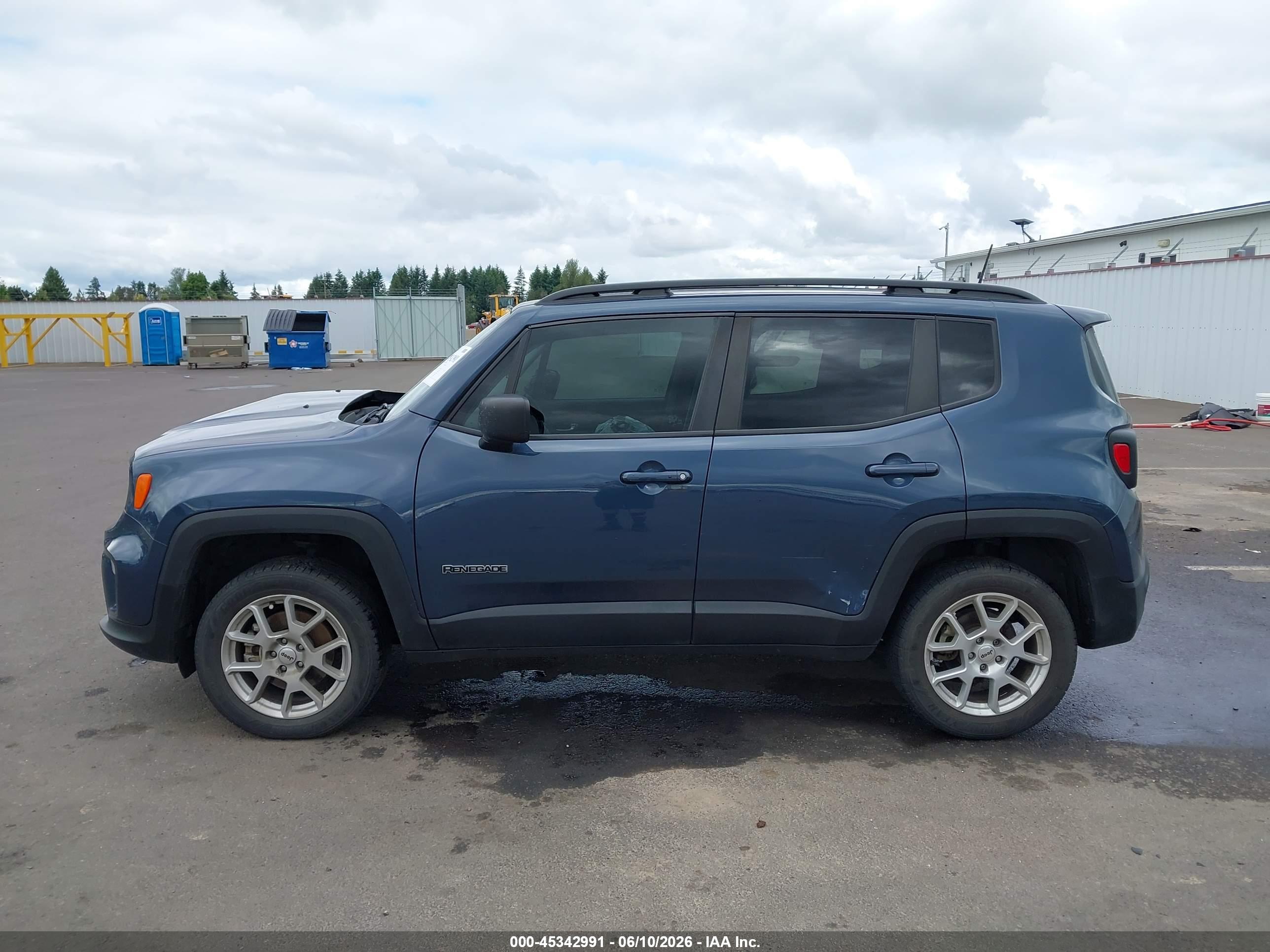 2022 JEEP RENEGADE LATITUDE 4X4