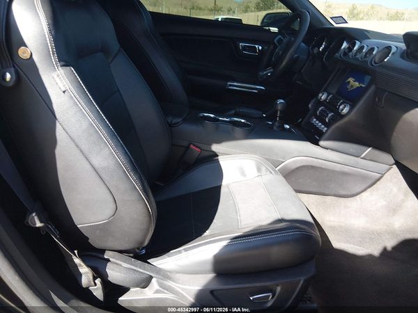 2017 FORD MUSTANG GT PREMIUM