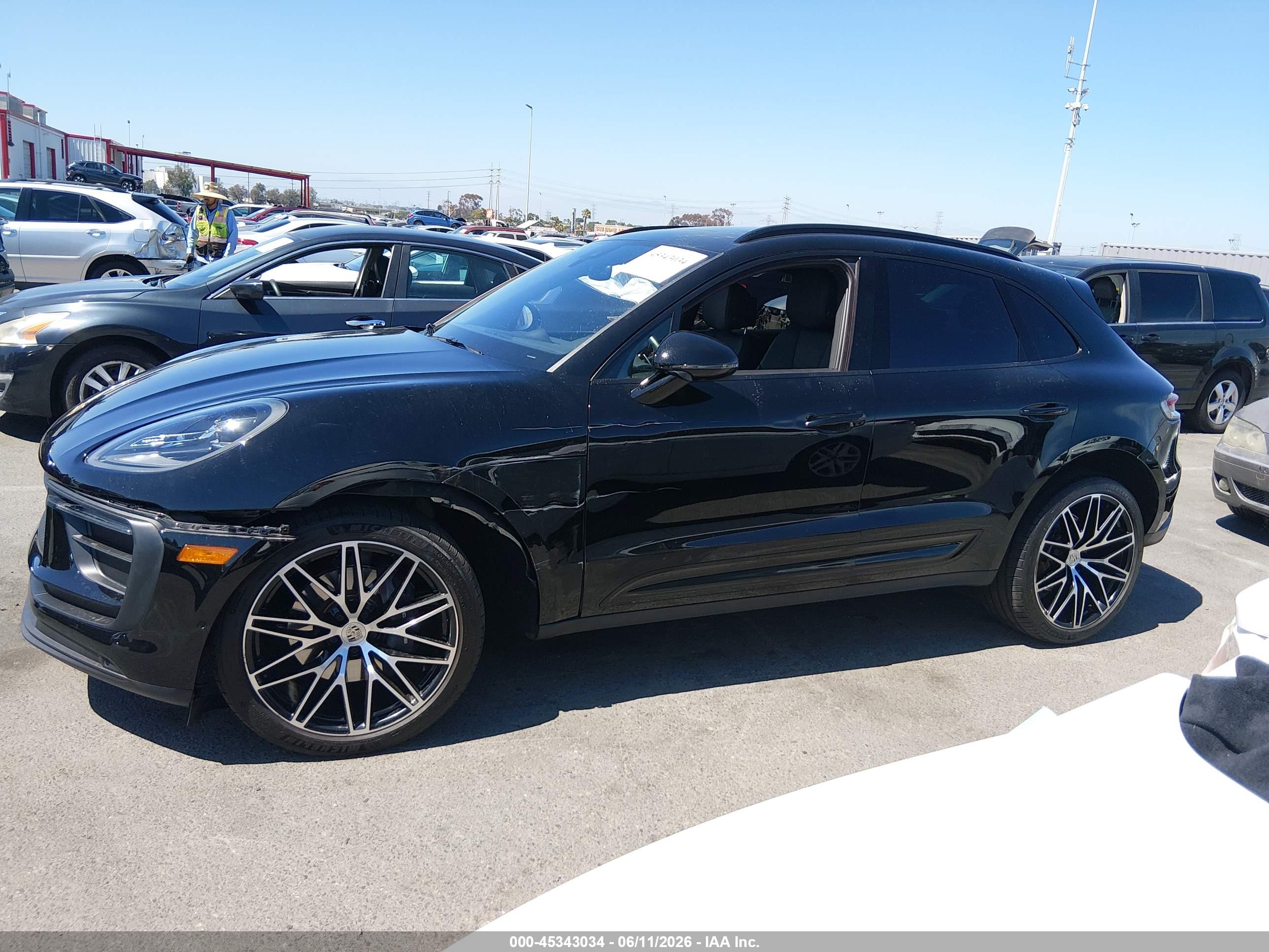 2023 PORSCHE MACAN T