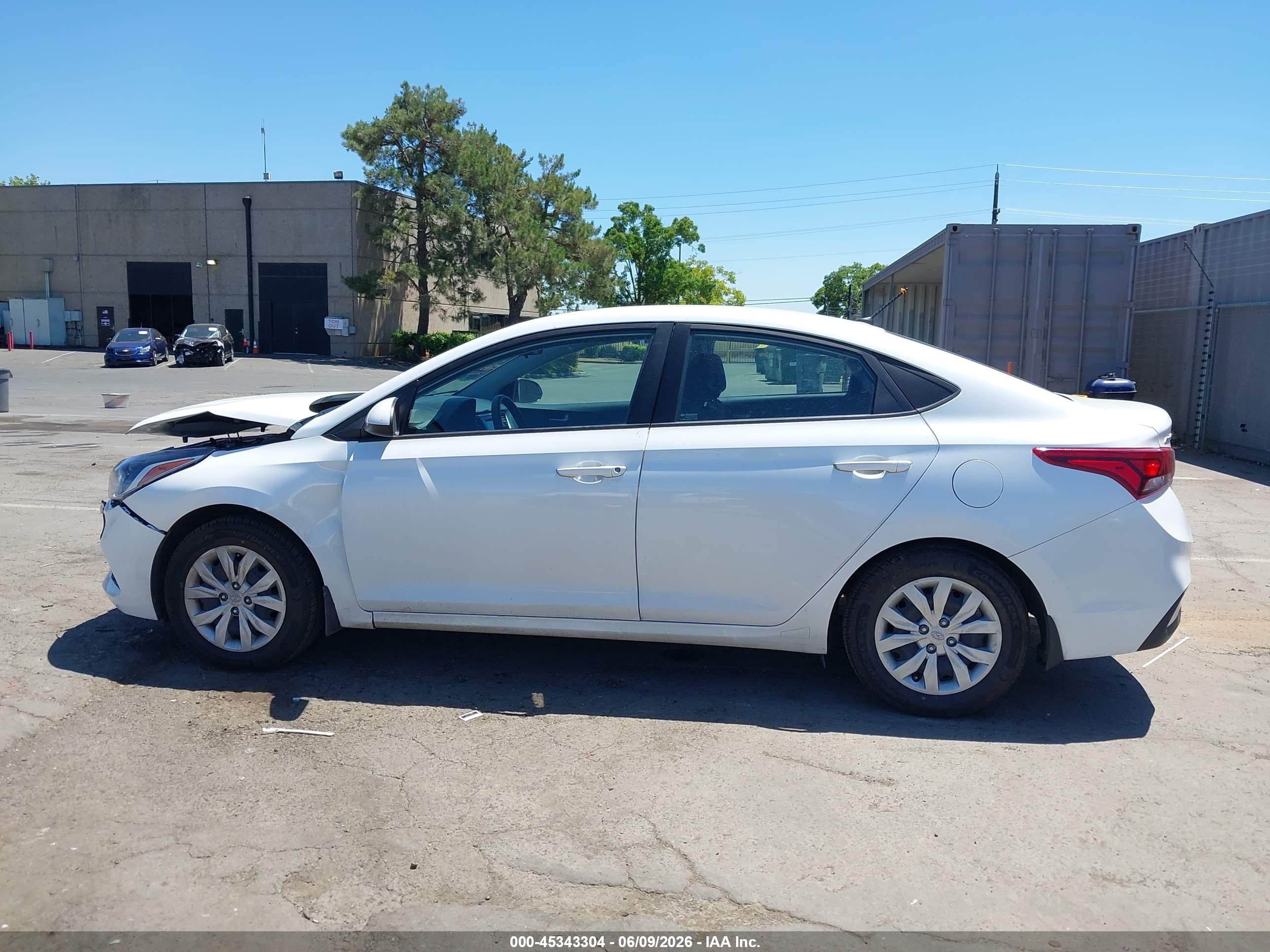 2022 HYUNDAI ACCENT SE
