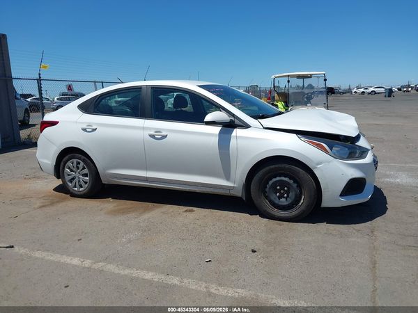 2022 HYUNDAI ACCENT SE