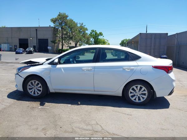 2022 HYUNDAI ACCENT SE