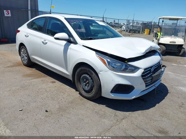 2022 HYUNDAI ACCENT SE