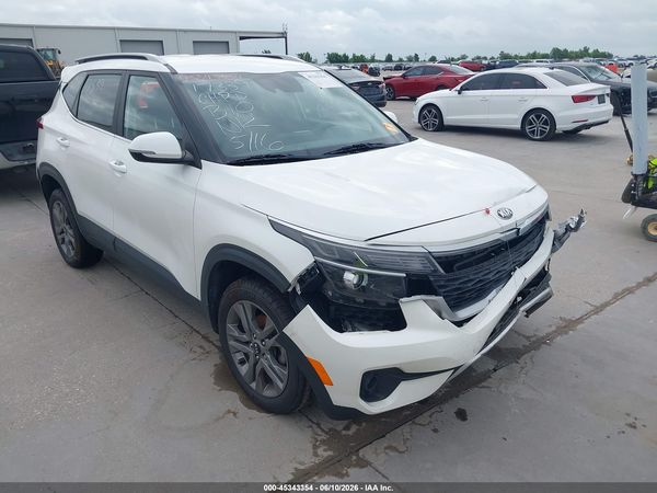 2021 KIA SELTOS S