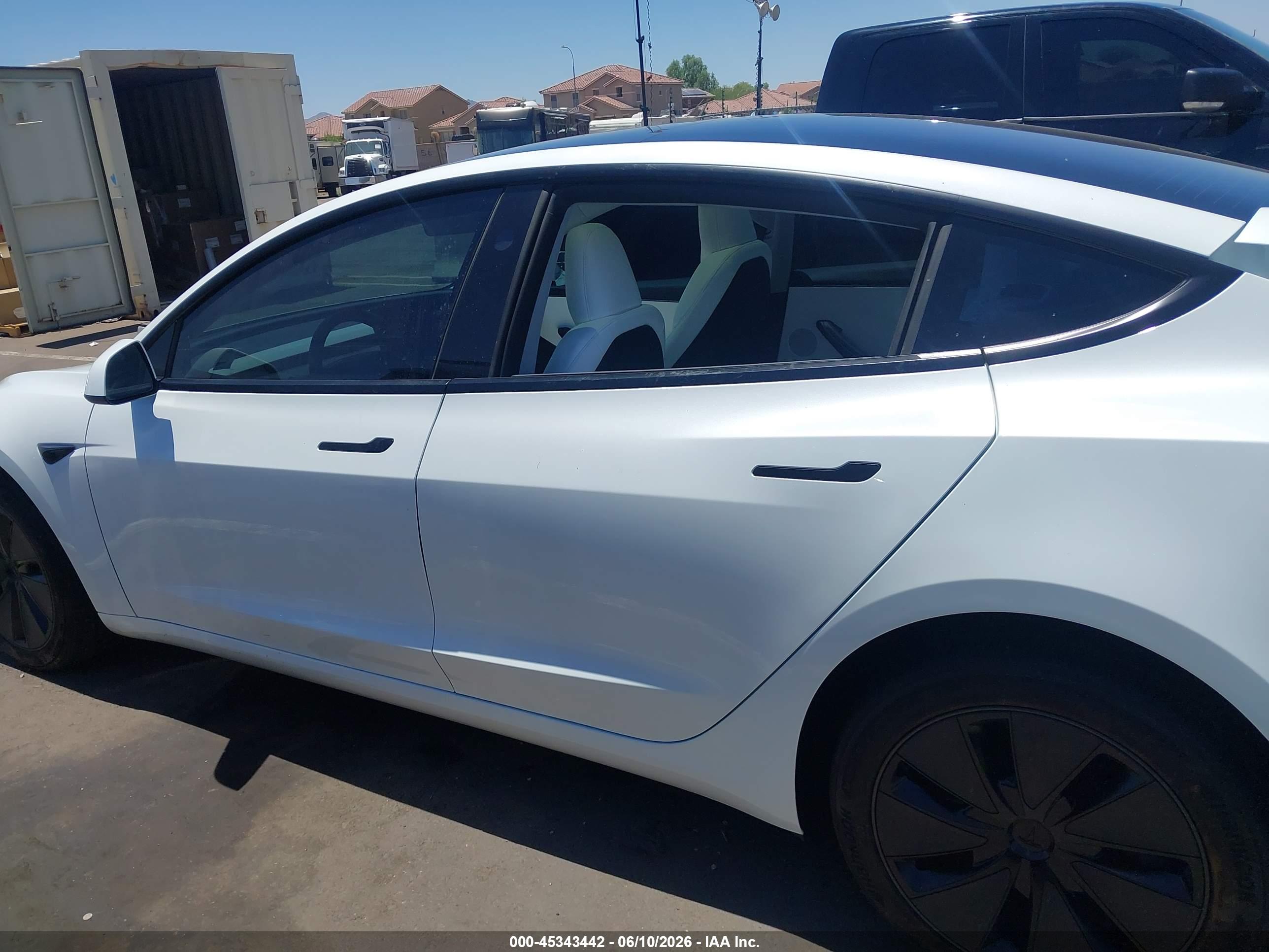 2026 TESLA MODEL 3