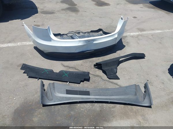 2026 TESLA MODEL 3