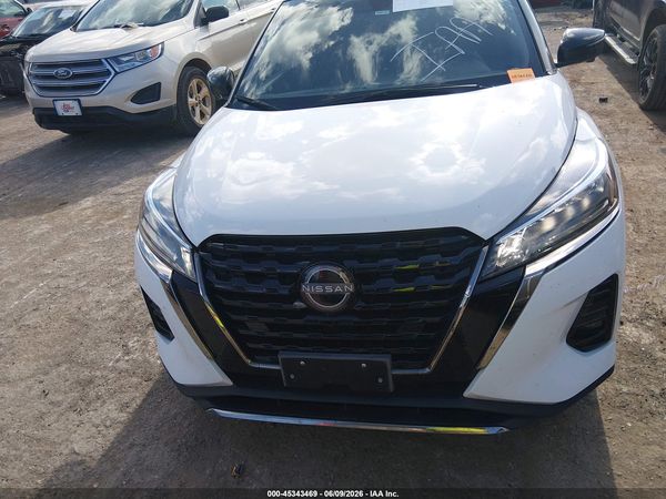 2023 NISSAN KICKS SR XTRONIC CVT