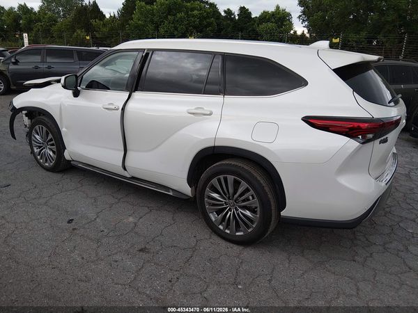 2021 TOYOTA HIGHLANDER PLATINUM